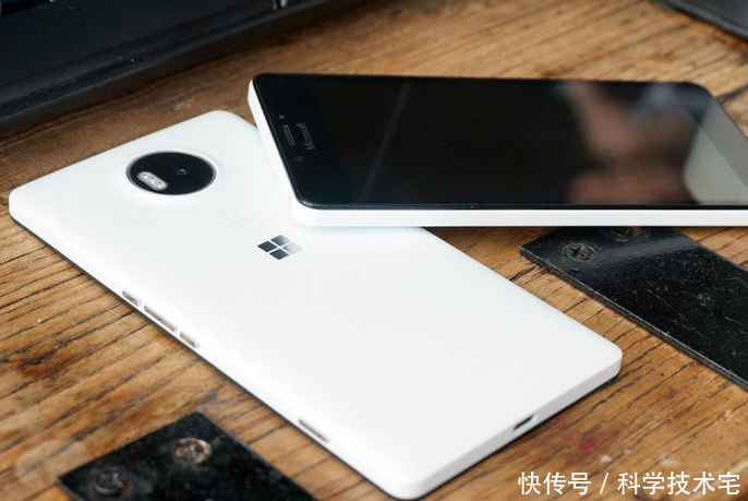 可以运行windows10的手机:手机+电脑的绝配?