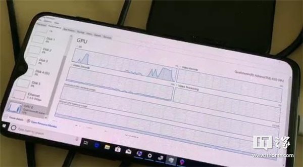 一加6T运行Windows 10 ARM已支持GPU1.jpg