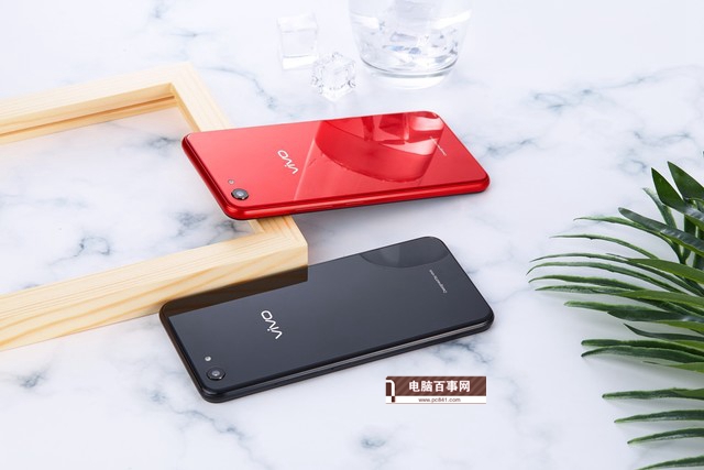 vivo Y83和X21哪个好？vivo X21和vivo Y83区别对比