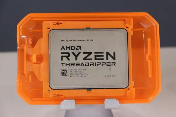 AMD锐龙Threadripper 2990WX最牛配置推荐2.jpg
