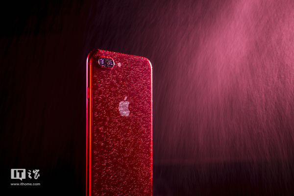苹果红色特别版iPhone 8（Plus）多少钱一部3.jpg