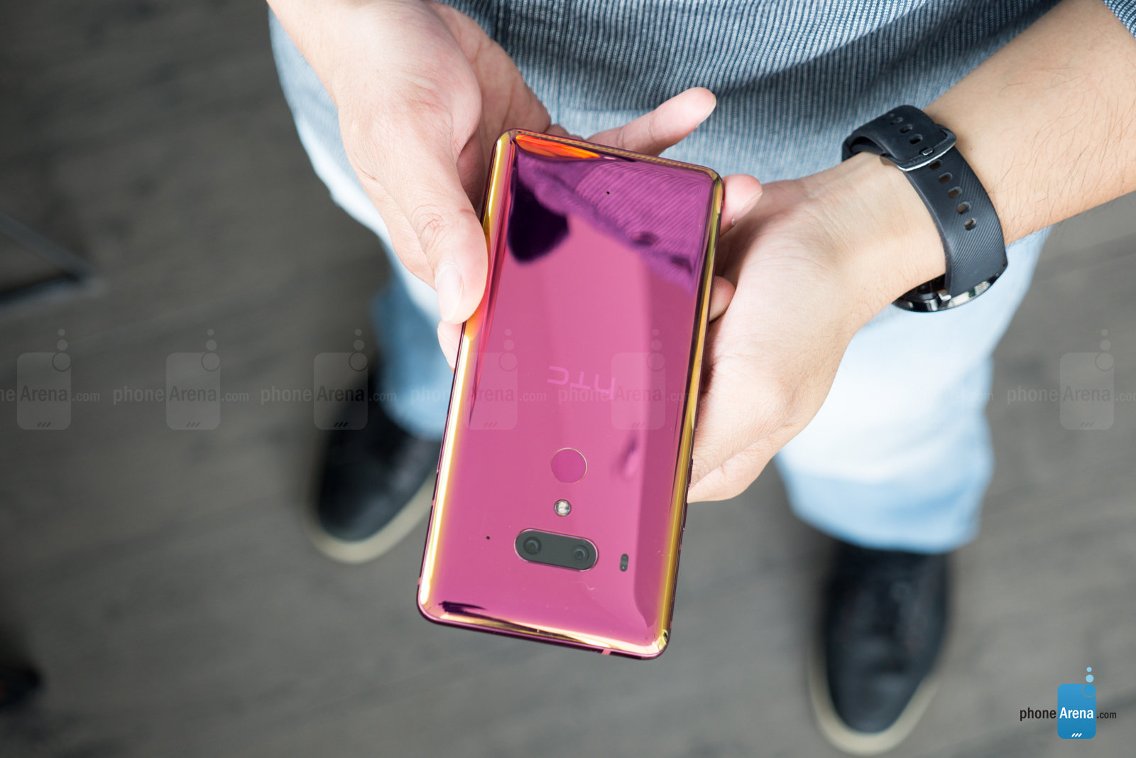 搭载骁龙845处理器的HTC U12+真机图集