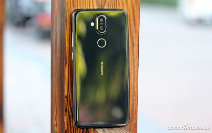 诺基亚Nokia X系列旗舰机Nokia X7抢先看