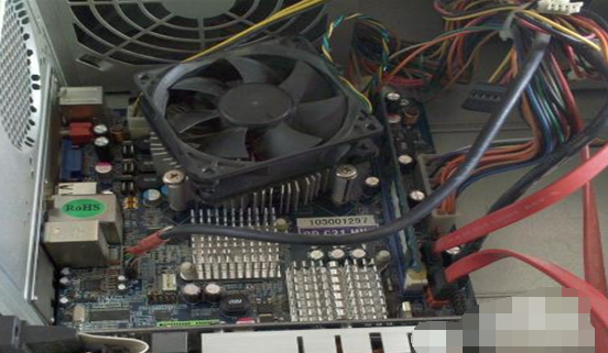 Win10系统电脑死机了怎么解决？