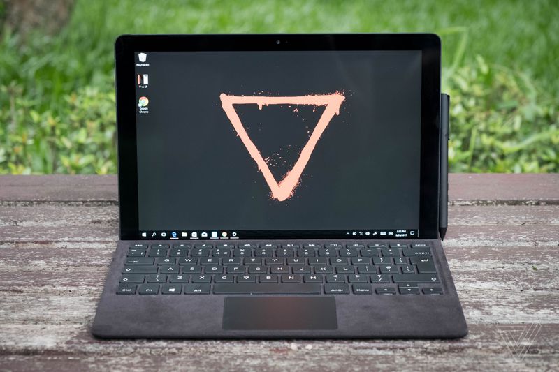 Eve V Win10平板上手：两个USB口的Surface Pro 4