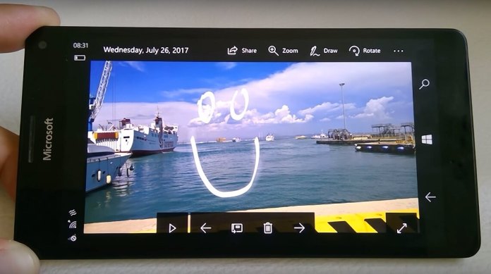 Windows 10 Mobile的下一个大功能; 全新的照片应用程序1.jpg