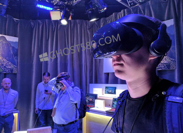 适用于三星Windows 10的Odyssey VR耳机.jpg