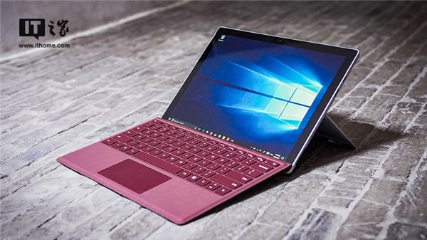 Win10固件更新：Surface Pro（2017）修复Edge安全问题.jpg